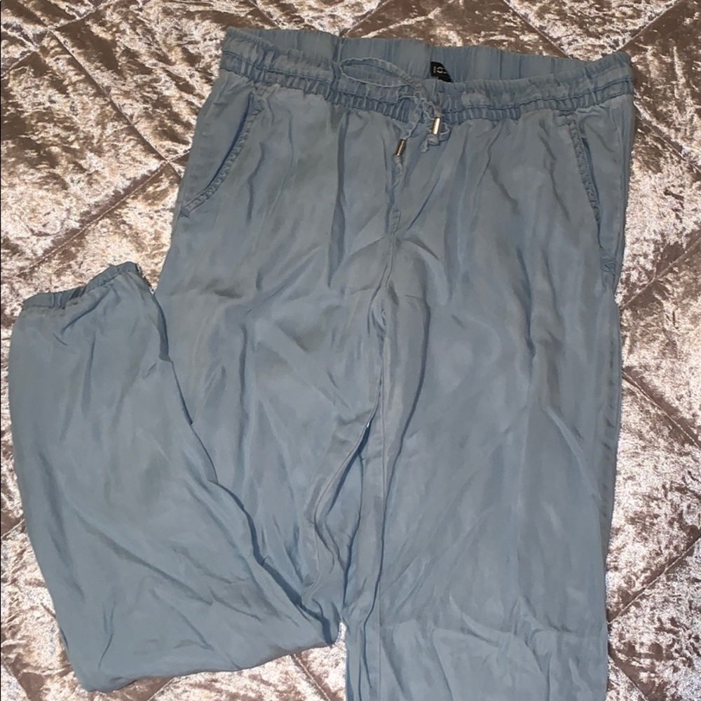 Blue jean look soft pants with pockets